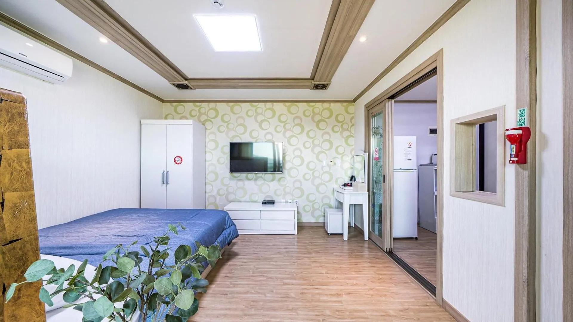 Yeongheungdo J Pension Incheon 0*,