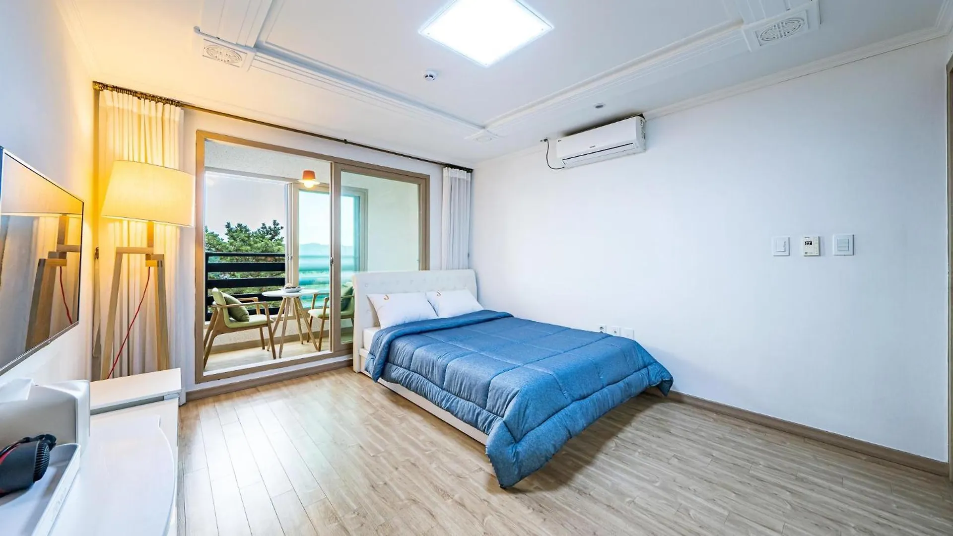 Yeongheungdo J Pension Incheon 0*,