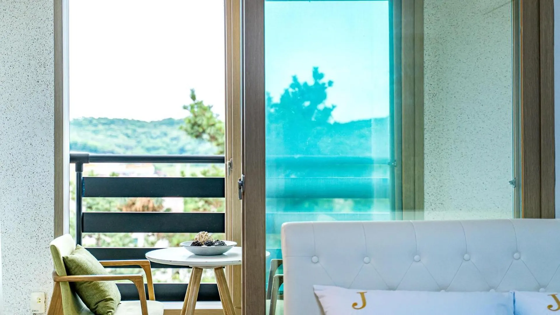 Yeongheungdo J Pension Incheon