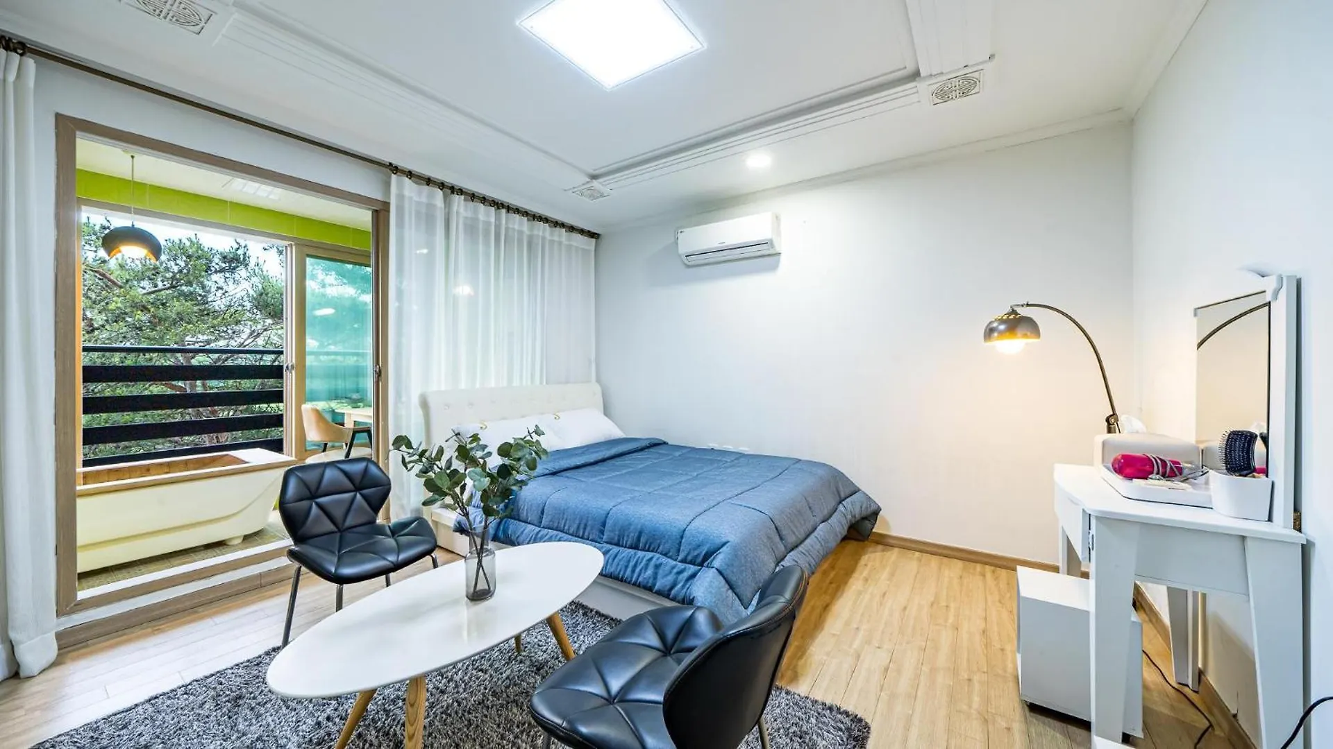 Yeongheungdo J Pension Incheon Rumah liburan