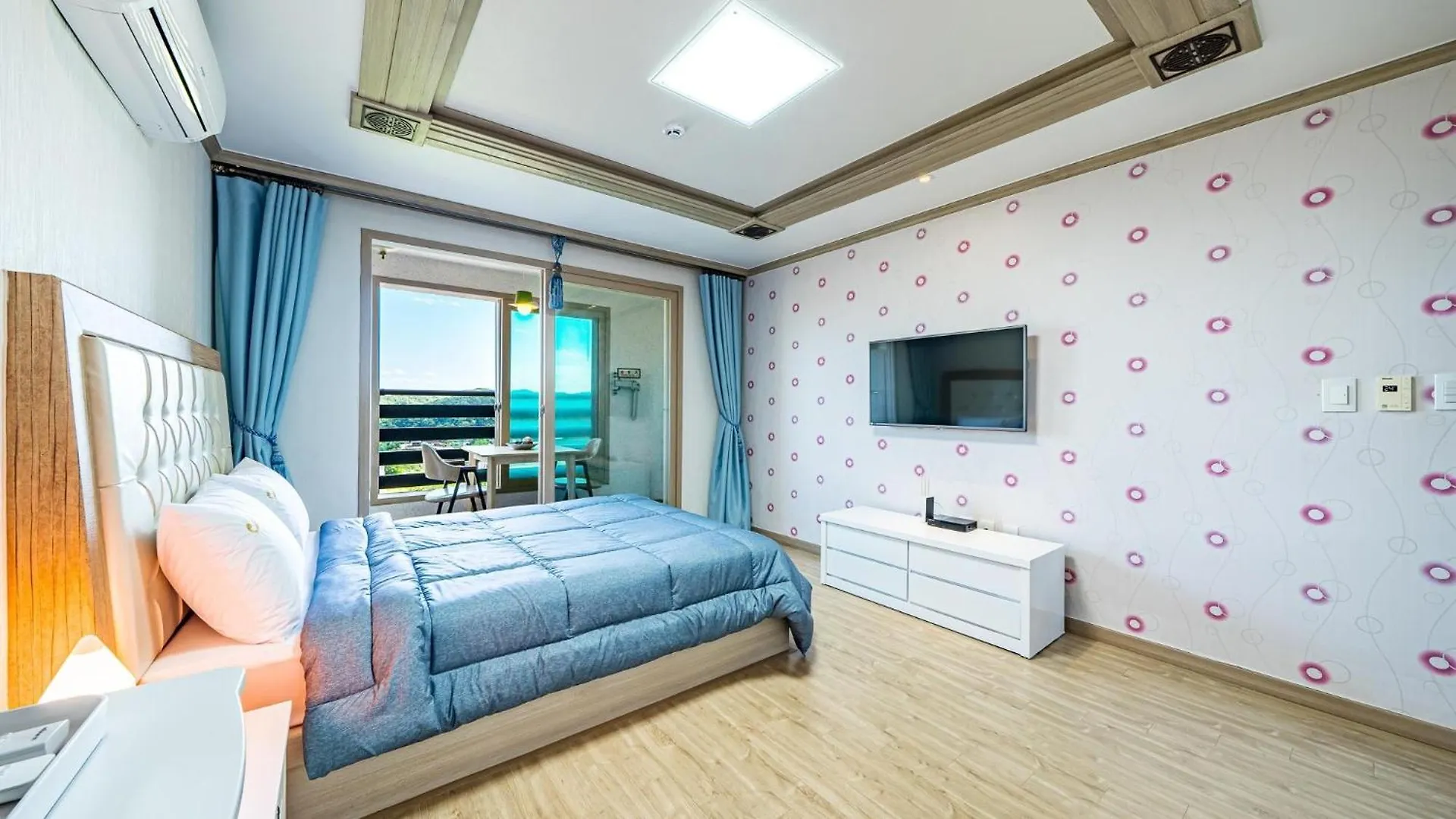 Yeongheungdo J Pension Incheon