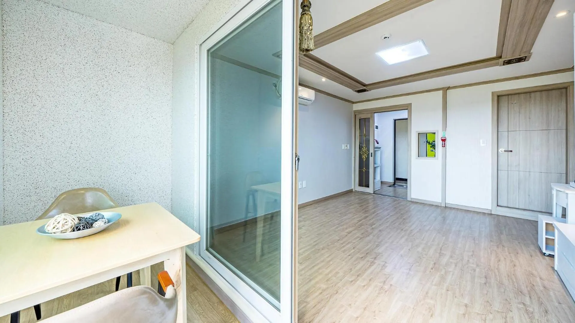 Yeongheungdo J Pension Incheon 0*,